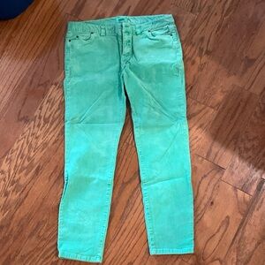 Vineyard Vine’s green summer corduroy pants - slightly & freshly washed
